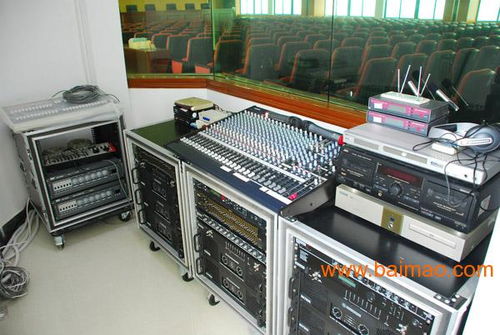 專業(yè)露天舞臺與燈光音響設(shè)備出租服務(wù)